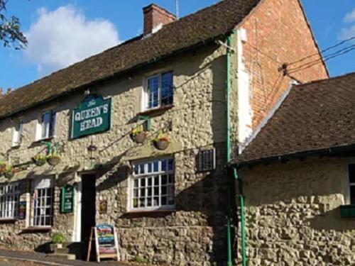 The Queens Head Horspath Bagian luar foto